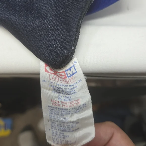 Vintage CCM Vancouver Canucks Orca Jersey Navy Men's Size Medium Made In Canada. - Picture 5 of 10